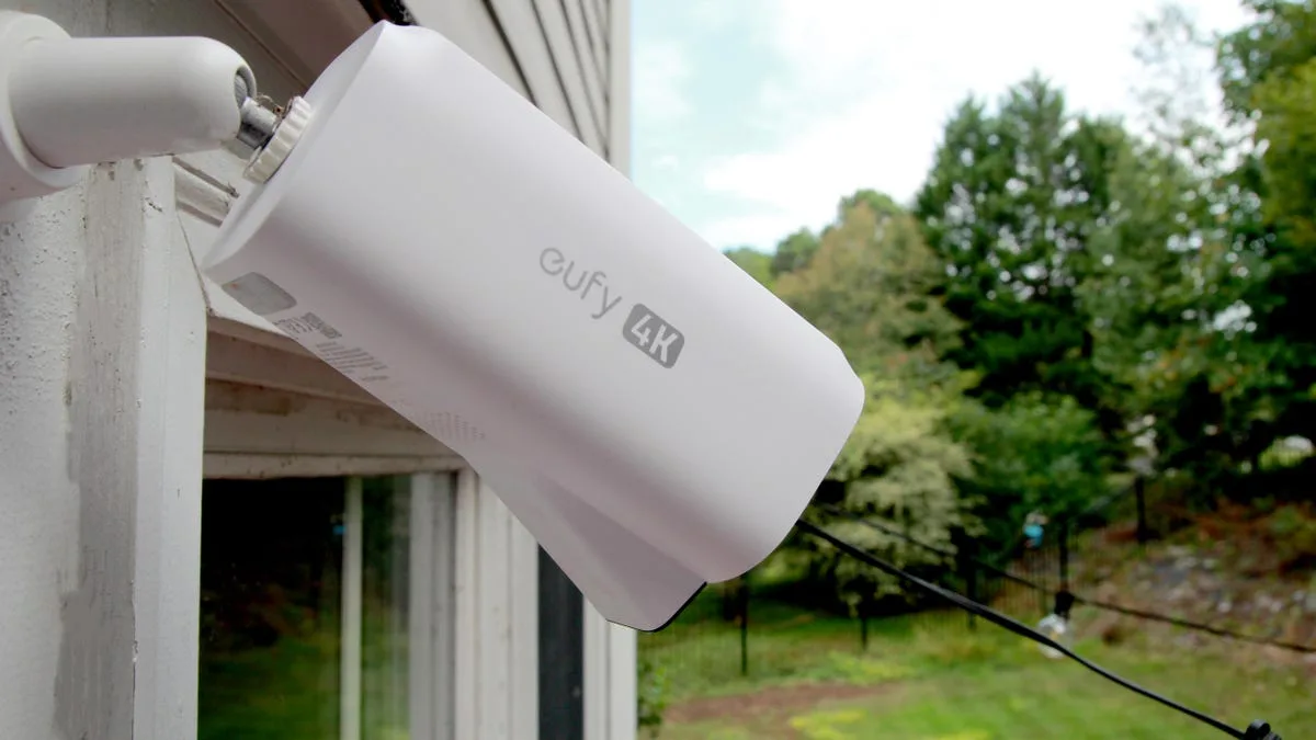 This solar-powered outdoor camera might be the only one you'll ever need