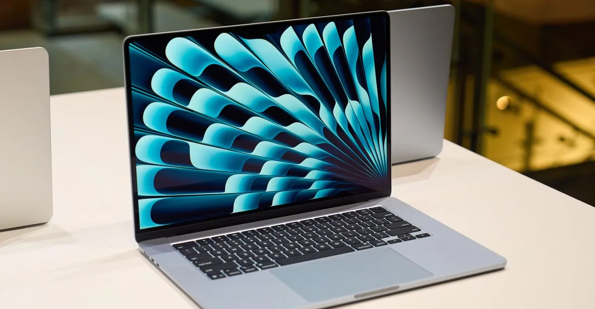 Our first look at Apple’s sky blue MacBook Air