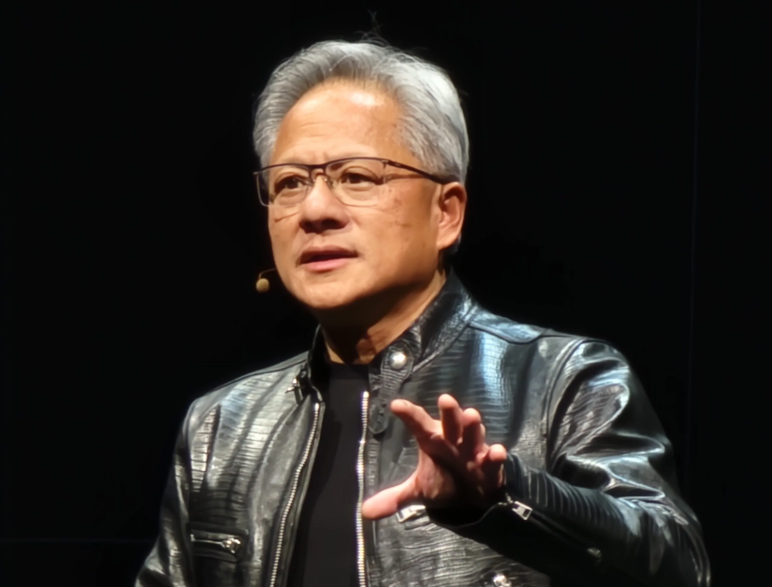 NVIDIA’s CEO Jensen Huang Addresses CoWoS Order Cut Rumors; Claims Lower Figures Are Simply Due To The Switch Towards CoWoS-L