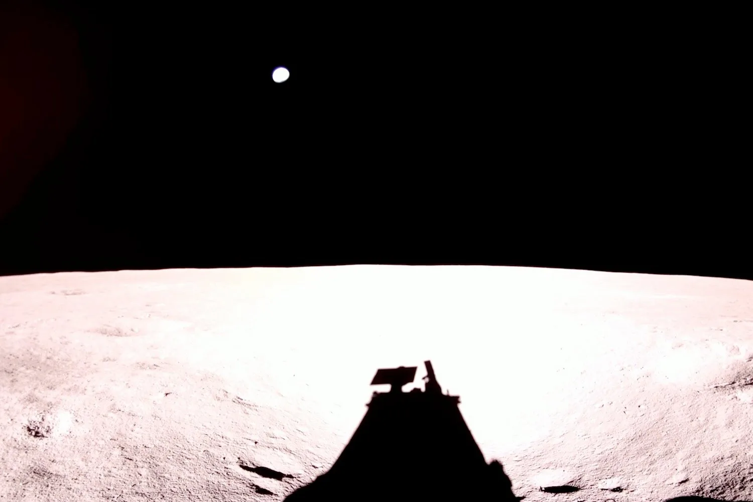 Firefly Bids Farewell to Its Lunar Lander After 14 Days on the Moon
