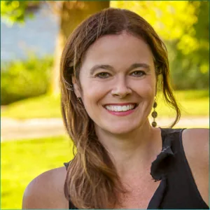 Textio co-founder discusses bias in workplace communications, and how some AI propagates it