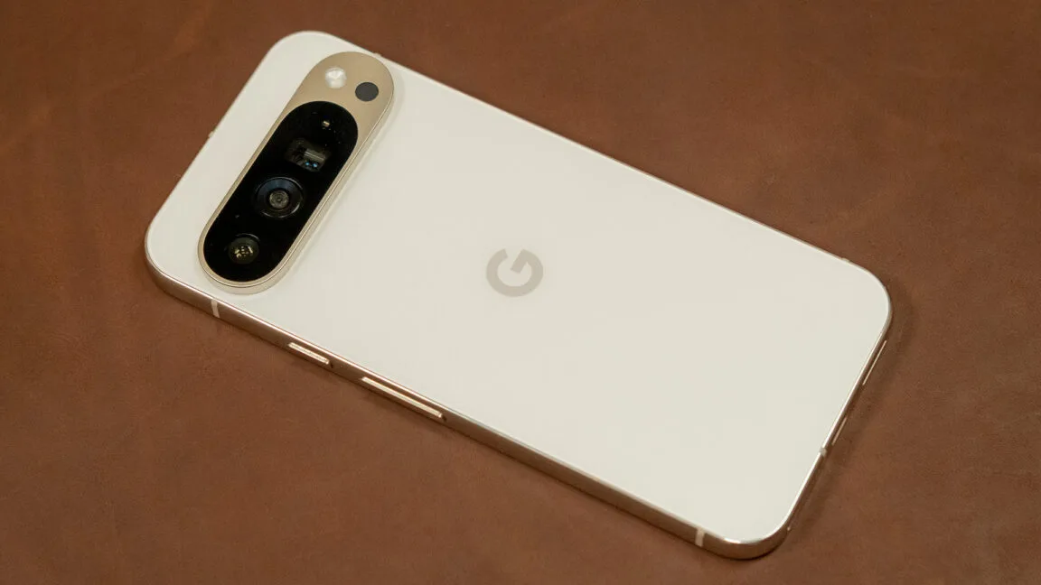 Bad vibes? Google may have screwed up haptics in the new Pixel Drop update.