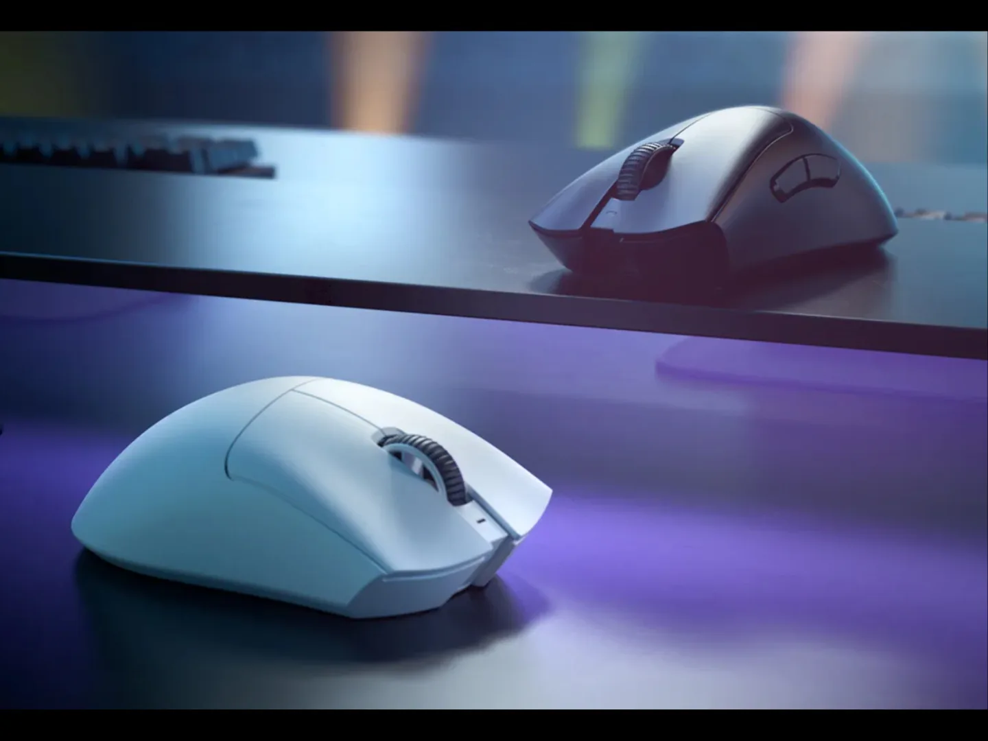 Razer DeathAdder V3 Pro lightweight gaming mouse is over $40 off on Amazon