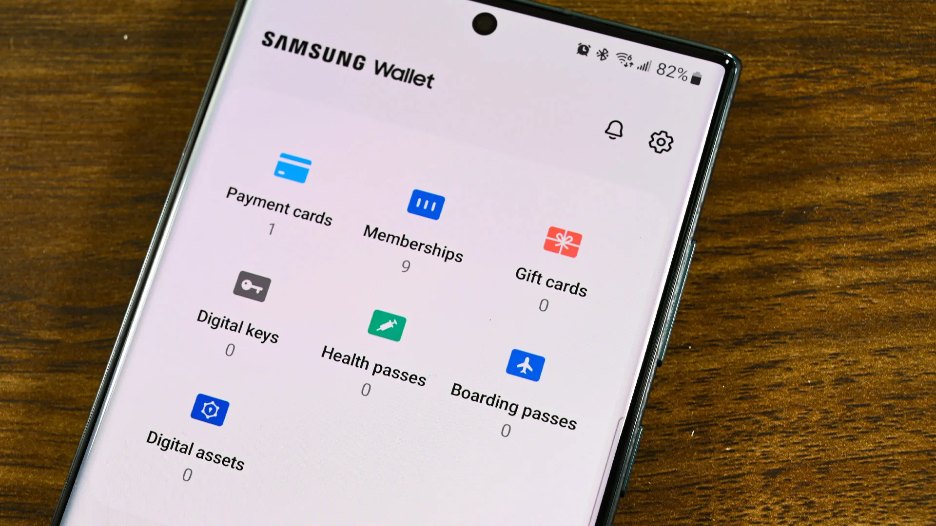 Samsung Pass holdouts get reminder to switch to Wallet before the app’s imminent demise