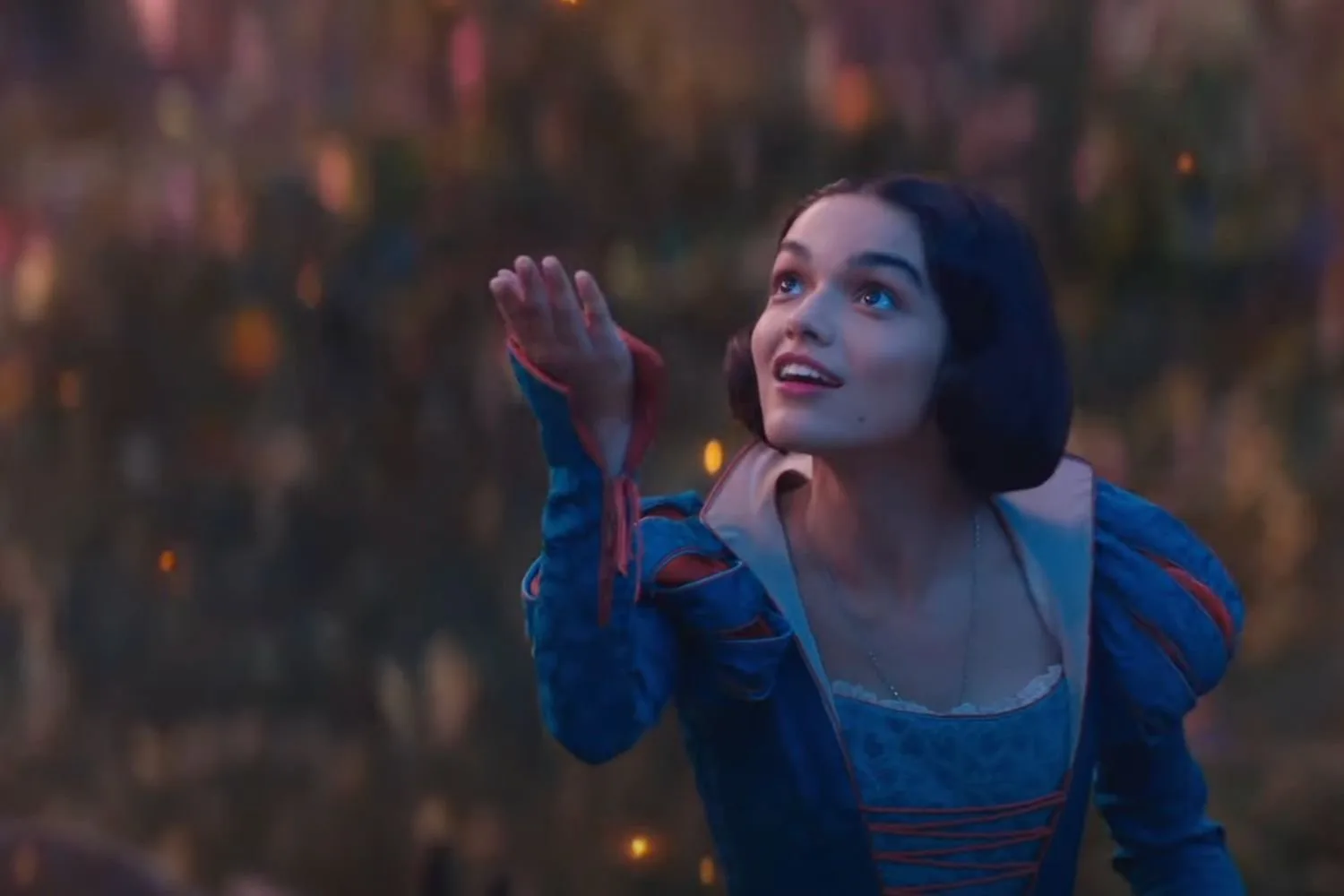 Snow White‘s First Full Song Solidifies Rachel Zegler as a Disney Princess