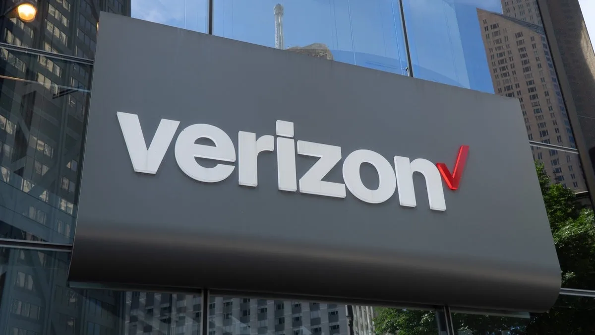 This trick makes Verizon give you a discount across all lines