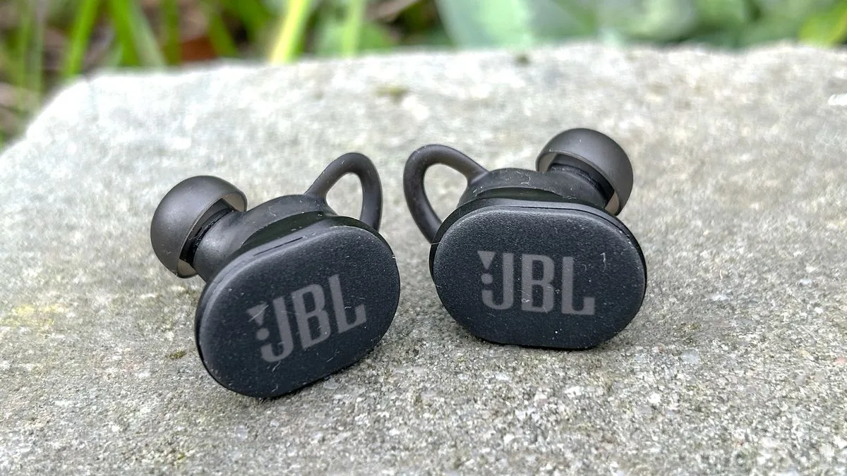 JBL Endurance Race 2 review: good value sports buds