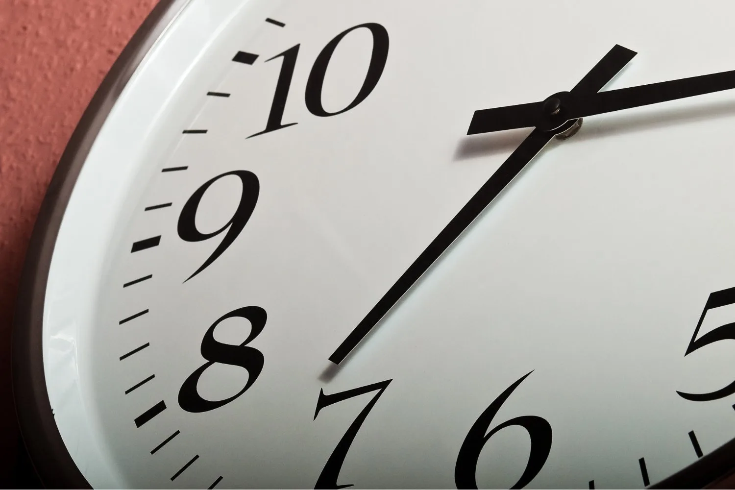 AI Sucks at Reading Clocks