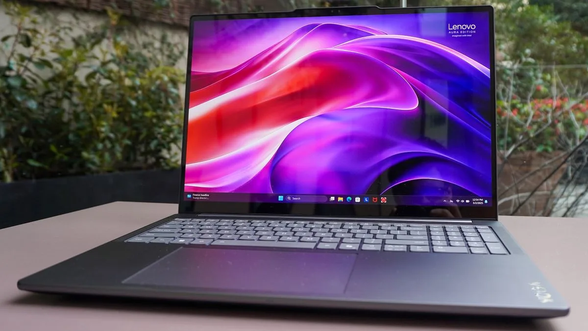I just tested the Lenovo Yoga Pro 9i Aura edition — it has the best OLED display I’ve ever seen