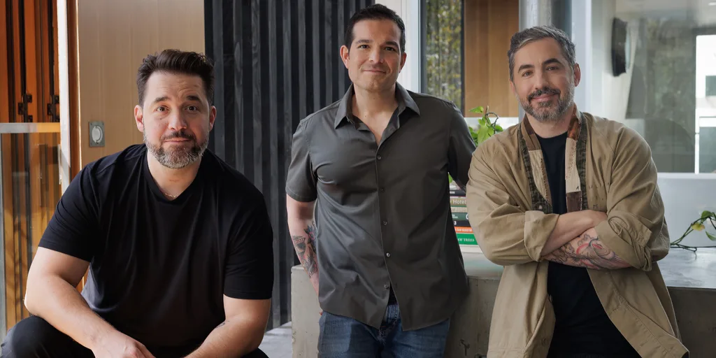 Social News Site Digg Returning From Moonbirds, Reddit Founders—With an AI Twist