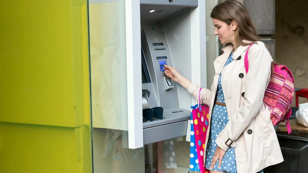 Sick of Overdraft Feels? These Banks Don't Charge Any