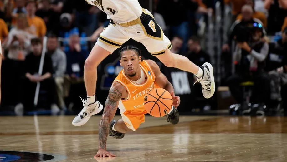 How to watch March Madness tournament on Paramount Plus