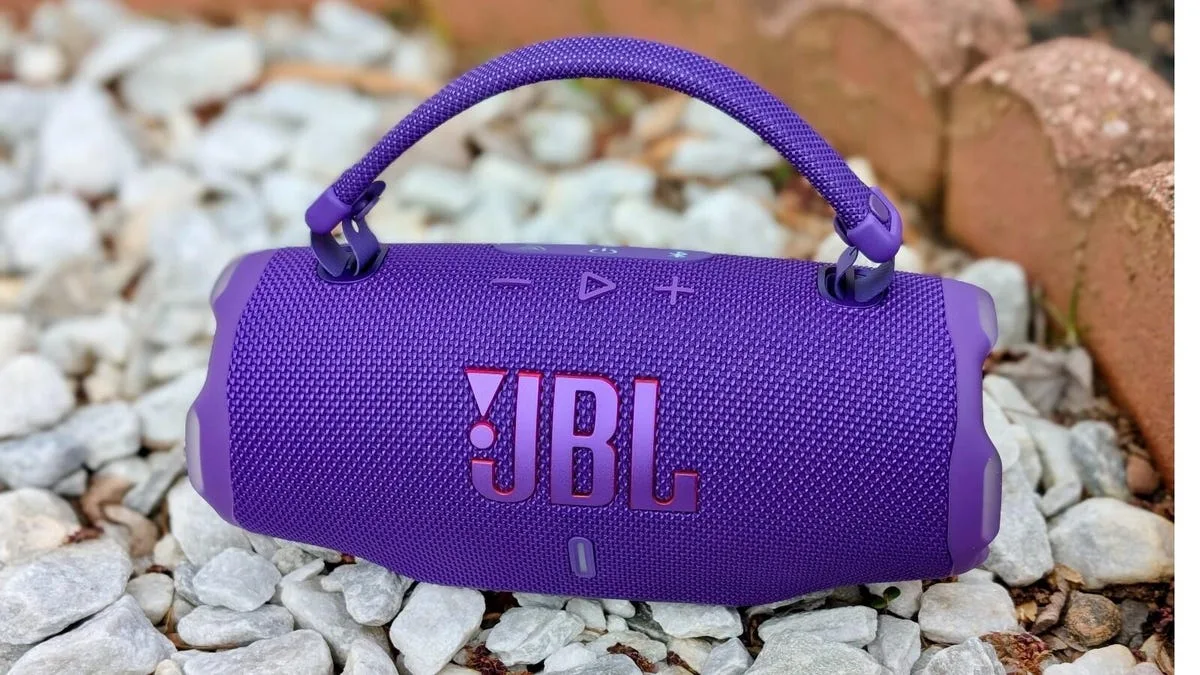 This portable speaker beats the Bose SoundLink Max in key ways – for $200 less