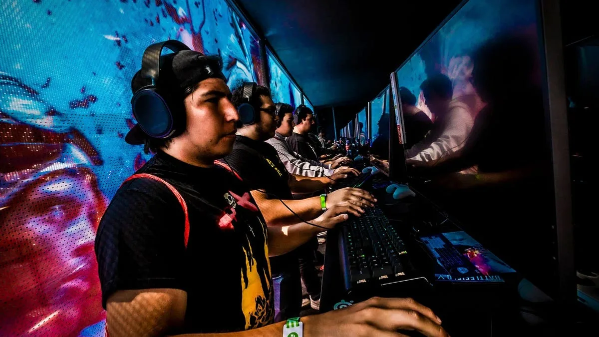 Here's the Internet Equipment You Need if You Just Got a New Gaming Rig