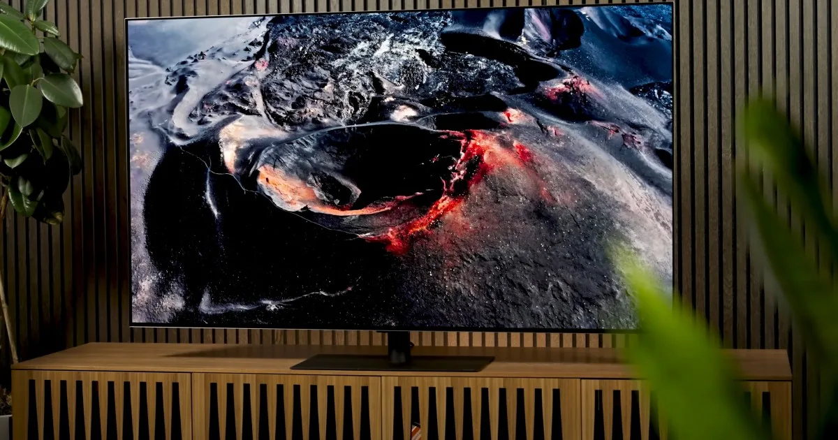 We gave 4.5 out of 5 stars to the LG G4 OLED, and today it’s $200 off