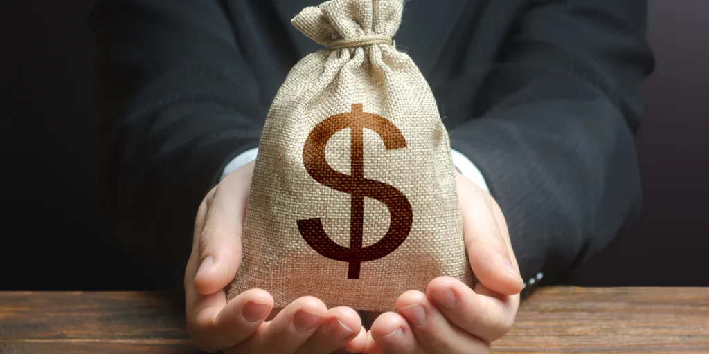 Trader Nets $6.8M After Well-Timed Bitcoin, Ethereum Bets Ahead of Trump’s Reserve Announcement