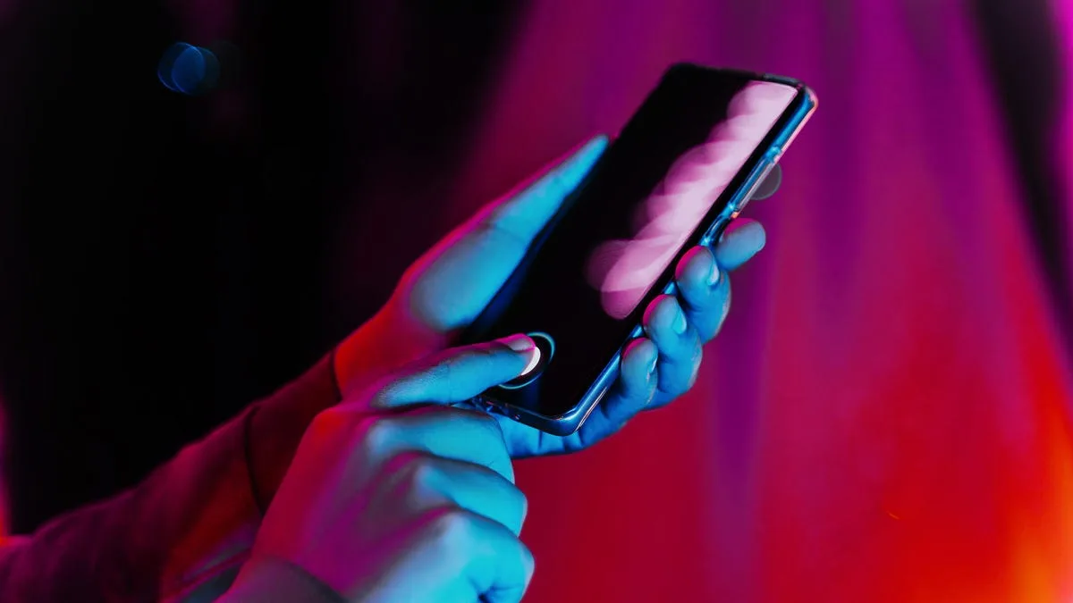 Lock Screen Widgets Will Return to Android Phones