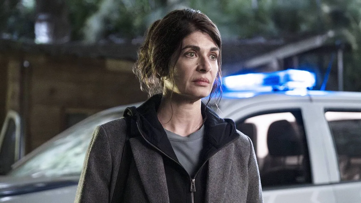 Netflix’s latest mystery thriller show just got its first trailer — and it looks like the perfect binge-watch