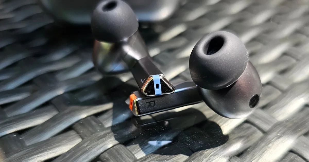 Samsung’s next headphones could be coming for Shokz