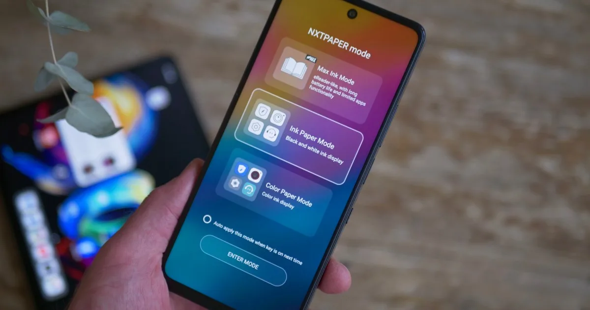 I used TCL’s Nxtpaper screen tech, and it’s ready to replace your e-reader