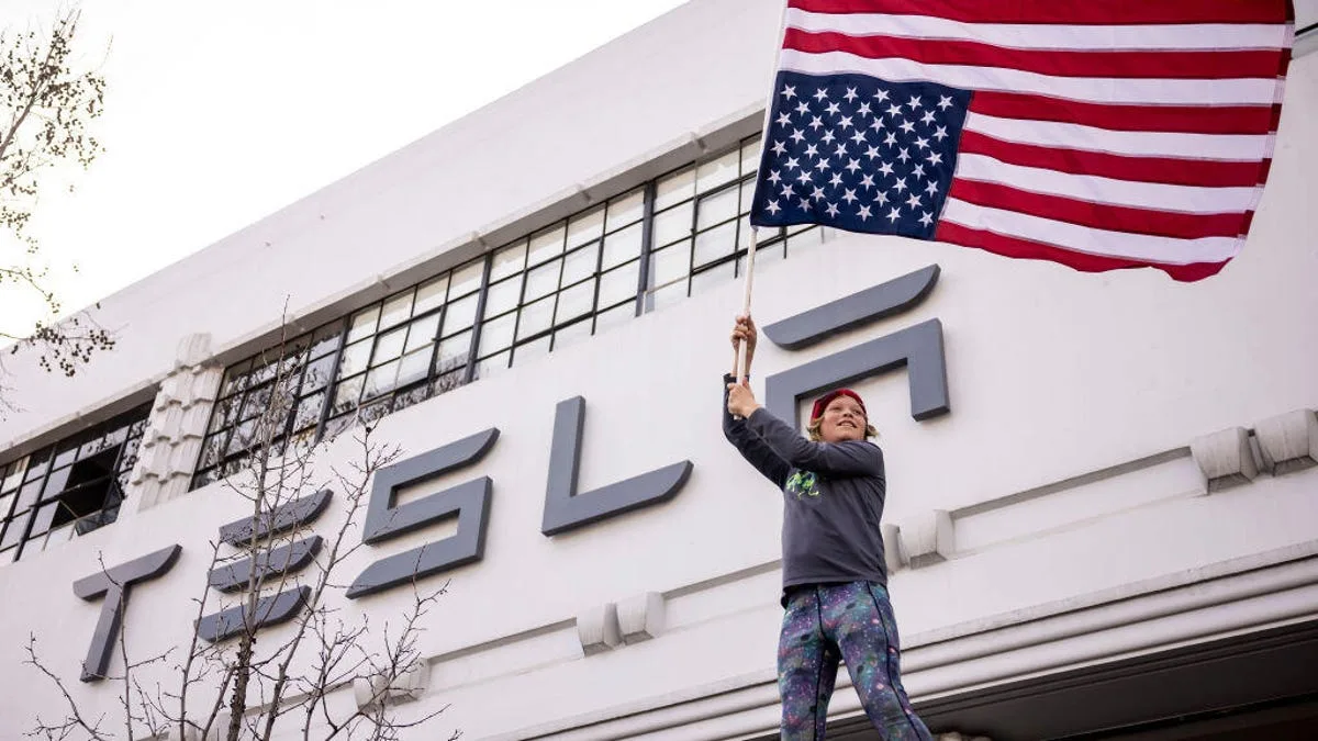 Reports Suggest Tesla is Sinking While the EV Market Grows, But There's a Twist
