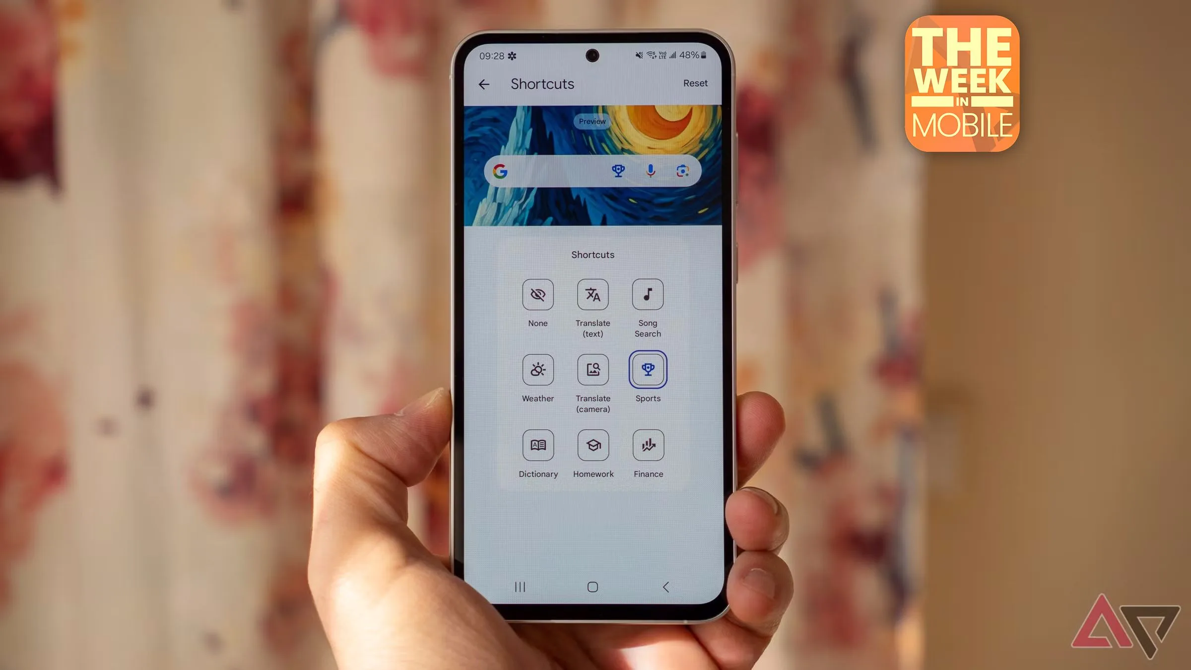 Google suddenly remembers widgets are a thing in this week's news