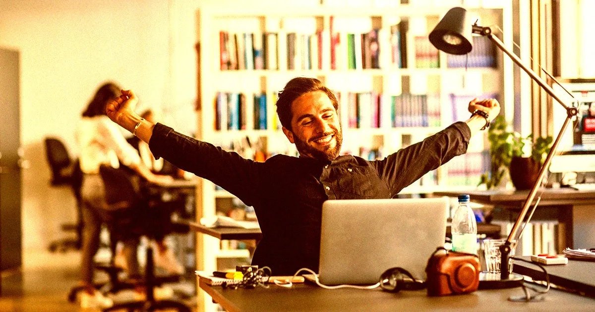 Users Cheer as Microsoft Accidentally Removes Hated AI Feature From Windows 11